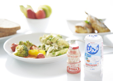 【PR】栄養素を吸収する腸の働きに注目！「乳酸菌 シロタ株」で